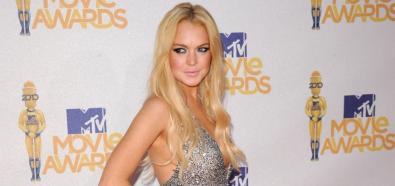 Charlie Sheen podarował Lindsay Lohan sto tysięcy dolarów